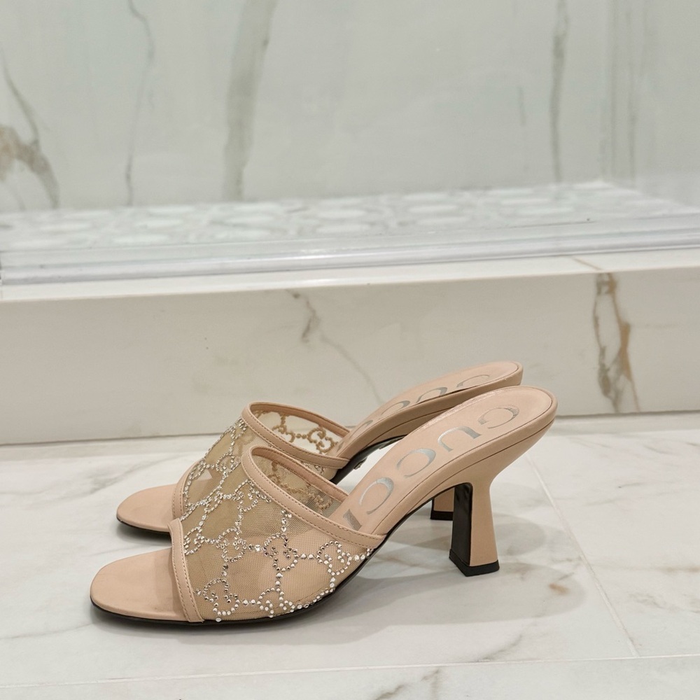 Gucci Beige and Gold Women's Crystal Heels size 37.5 - worn twice